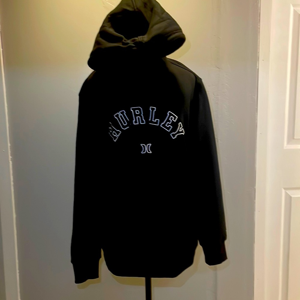 HURLEY Medium Sized Black Fleece Pullover Hoodie $68